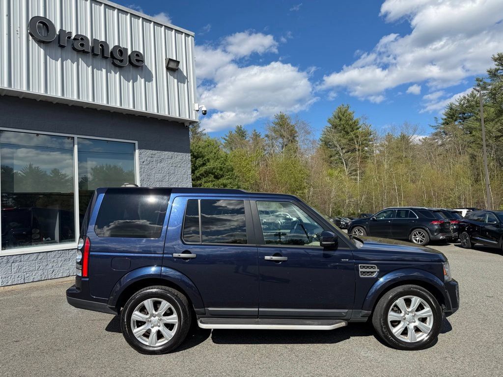 Used 2016 Land Rover LR4 HSE AWD/4WD image 8