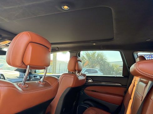 Used 2017 Jeep Grand Cherokee SRT w/ Trailer Tow Group IV image 14