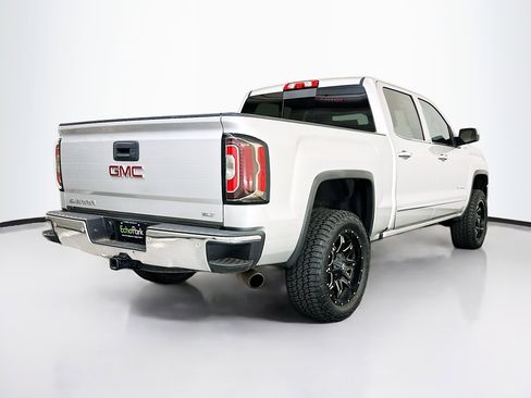 Used 2018 GMC Sierra 1500 SLT image 9