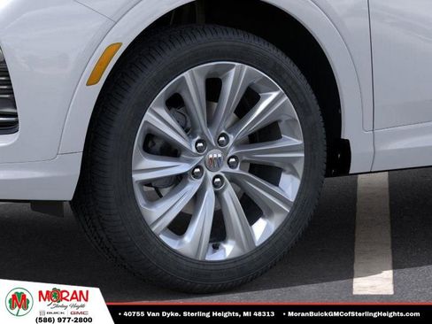New 2025 Buick Envista Sport Touring FWD image 9