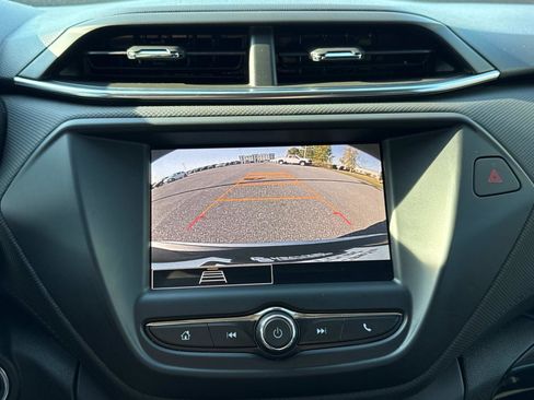 Used 2022 Chevrolet TrailBlazer LT image 5
