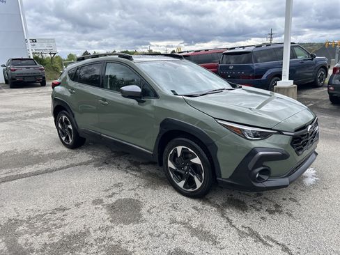 Certified 2024 Subaru Crosstrek 2.5i Limited w/ Crosstrek Mirror Package AWD/4WD image 2