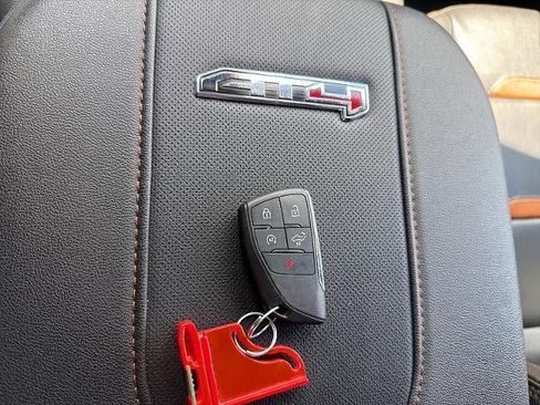 Used 2026 GMC Sierra 2500 AT4 AWD/4WD image 31