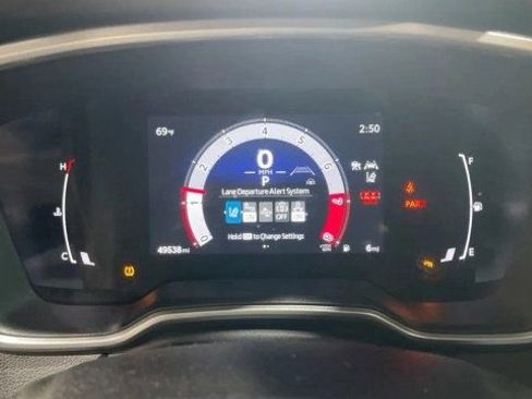 Used 2025 Toyota Corolla XSE FWD image 21