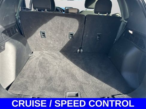 Used 2020 Ford Escape SE image 11