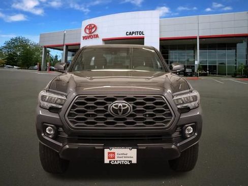 Certified 2023 Toyota Tacoma TRD Off-Road AWD/4WD image 8
