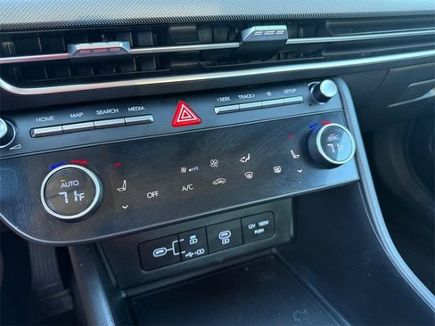 Used 2024 Hyundai Sonata SEL image 21