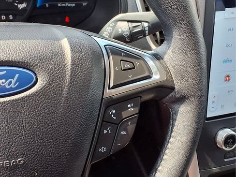 Used 2024 Ford Edge SEL w/ Convenience Package AWD/4WD image 30