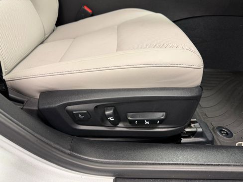 Used 2018 Lexus ES 350 w/ Premier Package FWD image 15