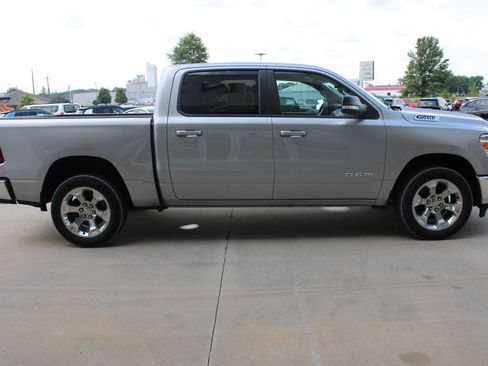 Used 2022 RAM 1500 Big Horn AWD/4WD image 6