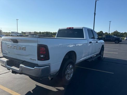Used 2025 RAM 2500 Big Horn AWD/4WD image 13
