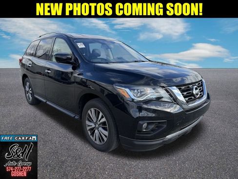 Used 2019 Nissan Pathfinder SL image 1