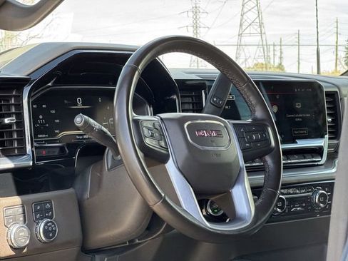 Used 2024 GMC Sierra 3500 SLT image 34