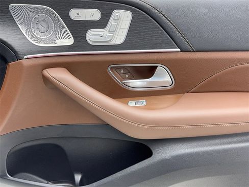 Used 2024 Mercedes-Benz GLE 53 AMG 4MATIC Coupe w/ Driver Assistance Package image 57