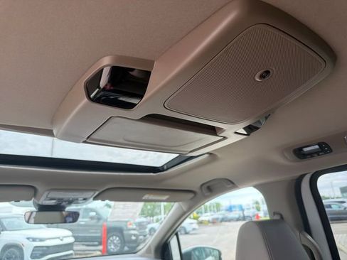 Used 2023 Honda Odyssey Touring image 16