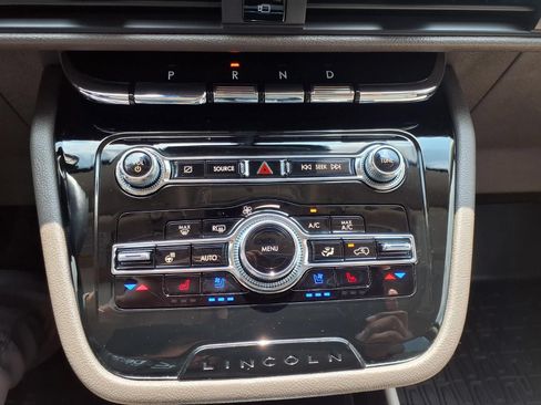 Used 2022 Lincoln Corsair FWD w/ Equipment Group 101A image 13