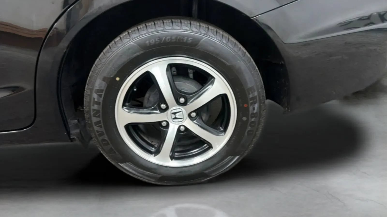 Used 2015 Honda Civic SE image 28
