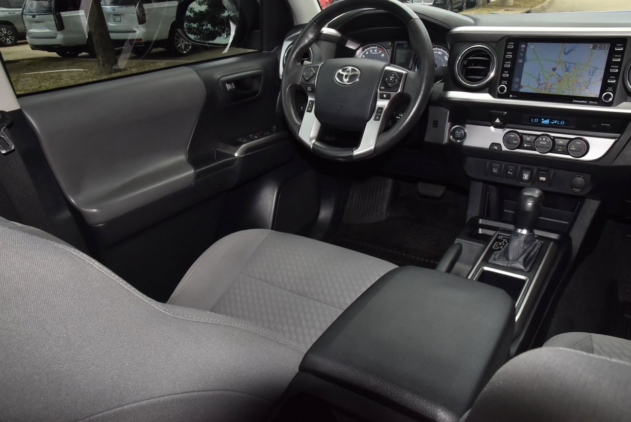 Used 2023 Toyota Tacoma SR5 RWD image 15