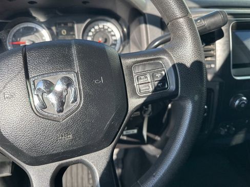 Used 2013 RAM 2500 Tradesman w/ Chrome Appearance Group image 15