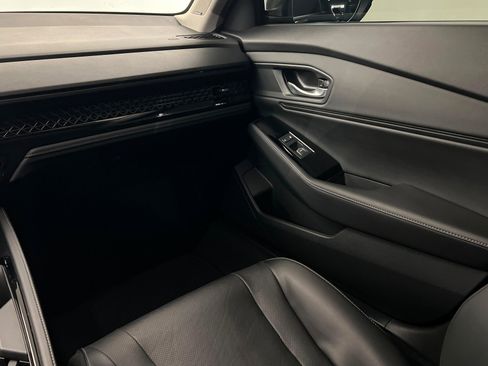 Used 2025 Honda Accord Touring image 11
