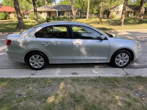 Used 2014 Volkswagen Jetta SE FWD image 6
