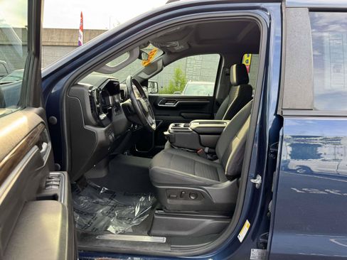 Used 2022 Chevrolet Silverado 1500 LT AWD/4WD image 20