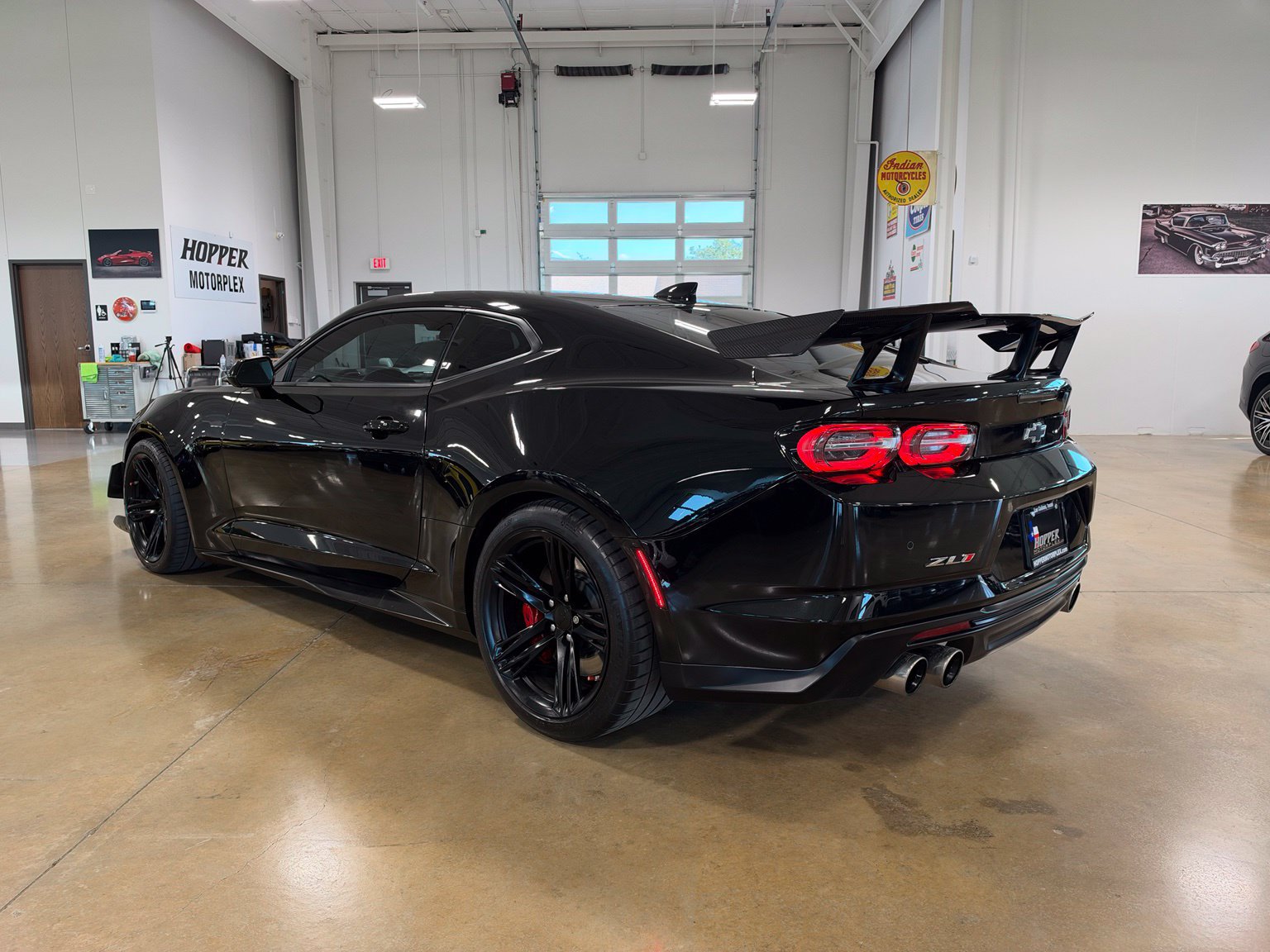 Used 2019 Chevrolet Camaro ZL1 RWD image 6