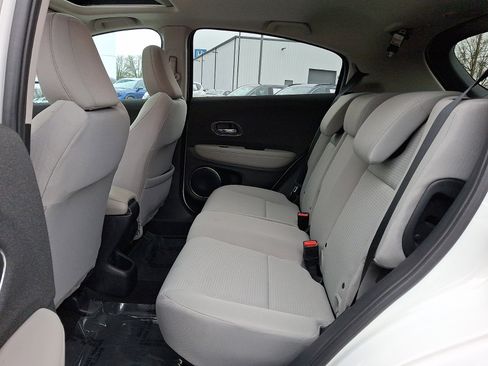 Used 2022 Honda HR-V EX image 10