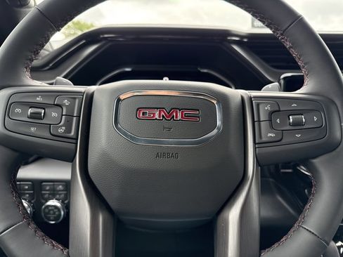 New 2026 GMC Sierra 1500 AT4X w/ LPO, Black Badging Package AWD/4WD image 24