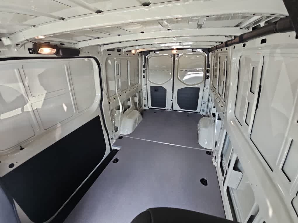 Used 2025 Mercedes-Benz Sprinter 2500 image 14