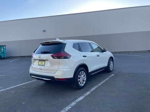 Used 2020 Nissan Rogue S image 5