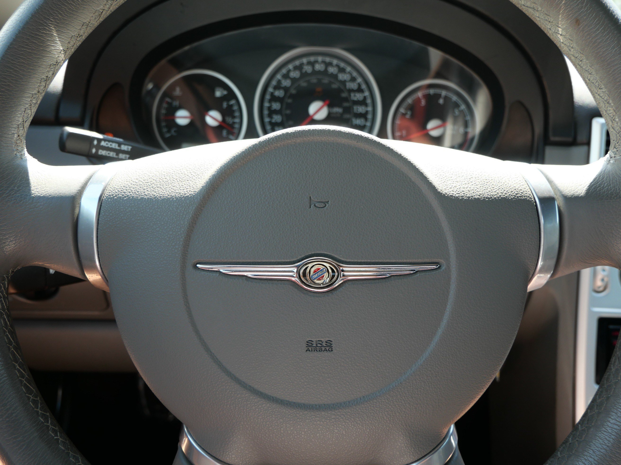 Used 2005 Chrysler Crossfire Limited RWD image 24