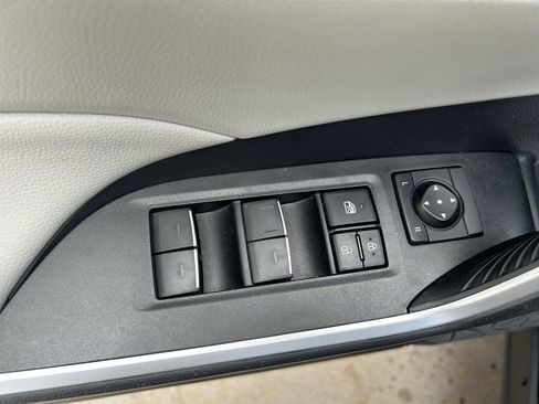 Certified 2023 Toyota RAV4 XLE w/ Convenience Package AWD/4WD image 17