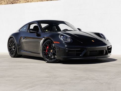 Certified 2023 Porsche 911 Carrera GTS RWD image 9