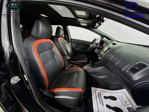 Used 2017 Kia Forte SX w/ SX Premium Tech Package image 30