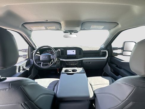 Used 2024 Ford F250 XL image 20