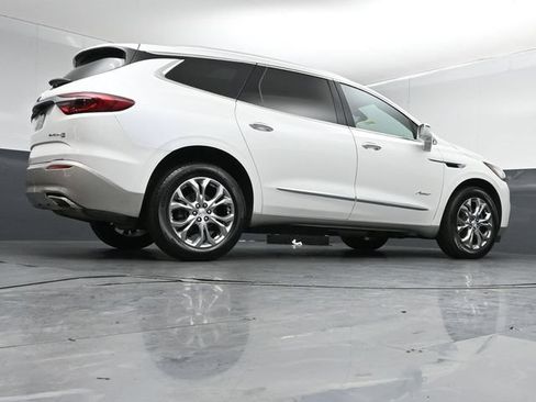 Used 2019 Buick Enclave Avenir w/ Avenir Technology Package AWD/4WD image 43