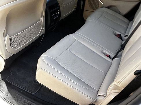 New 2024 Jeep Grand Cherokee Limited 4xe w/ Luxury Tech Group II image 13