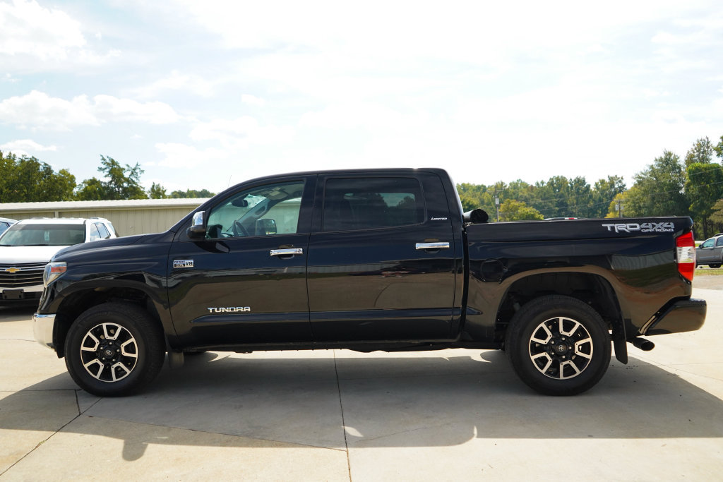 Used 2018 Toyota Tundra Limited w/ Limited Premium Package AWD/4WD image 24