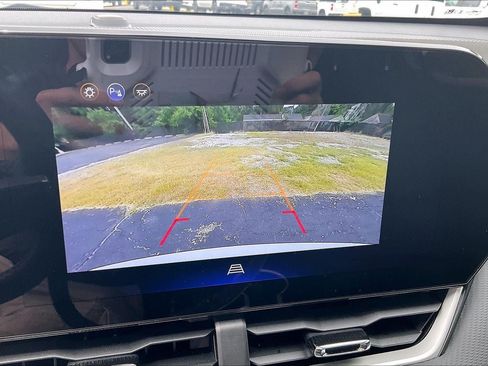 Used 2026 Chevrolet Equinox LT FWD image 21