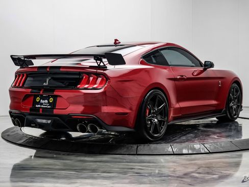 Used 2020 Ford Mustang Shelby GT500 w/ Carbon Fiber Track Pack RWD image 21