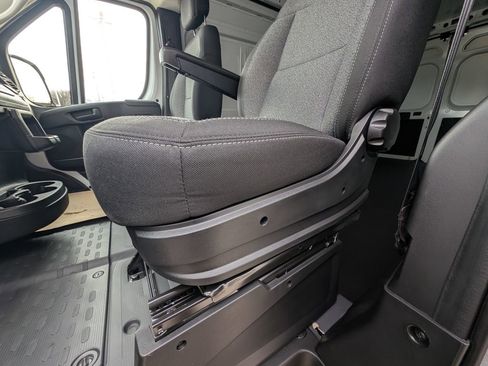 New 2026 RAM ProMaster 2500 w/ Convenience Group image 16