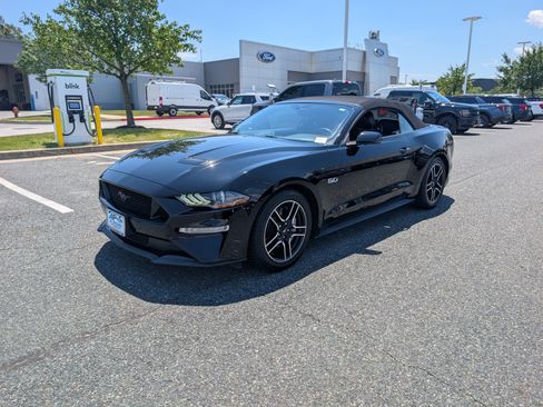 Certified 2019 Ford Mustang GT Premium w/ Equipment Group 401A RWD image 7