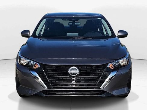 Used 2025 Nissan Sentra SV image 11