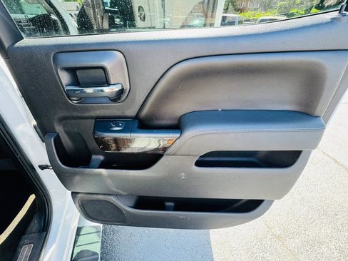 Used 2016 GMC Sierra 2500 Denali w/ Duramax Plus Package AWD/4WD image 22