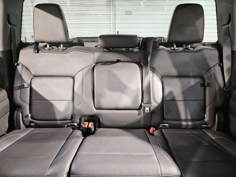 Used 2023 Chevrolet Silverado 1500 LTZ AWD/4WD image 13