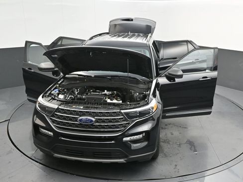 Used 2023 Ford Explorer XLT w/ Equipment Group 202A image 46