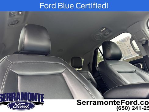 Used 2023 Ford Explorer XLT w/ Equipment Group 202A RWD image 21