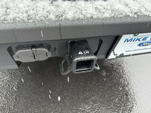 New 2025 Ford Maverick Lariat w/ Black Appearance Package image 6