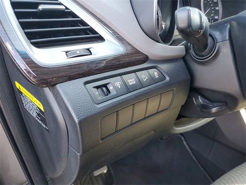 Used 2018 Hyundai Santa Fe Sport image 16